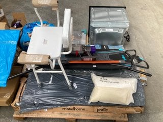 PALLET OF ASSORTED ITEMS TO INCLUDE MINKY ERGO IRONING BOARD AND MABEL HOME IRONING BOARD WITH COVER SET: LOCATION - C4 (KERBSIDE PALLET DELIVERY)