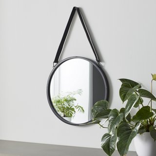 CONTEMPORARY STYLE SMALL ROUND WALL MIRROR IN BLACK FRAME: LOCATION - A7