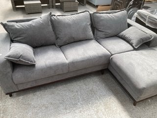 3 SEATER RH CORNER SOFA IN GREY FABRIC: LOCATION - A5