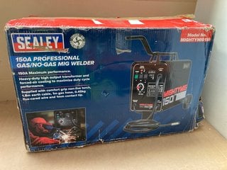 SEALEY 150A PROFESSIONAL GAS/NO GAS MIG WELDER: LOCATION - BR7