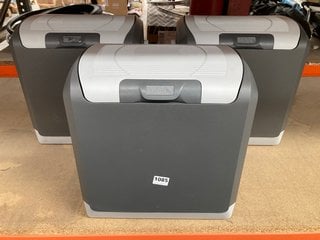 3 X MEDIUM ELECTRIC IN CAR COOL BOXES IN GREY: LOCATION - BR6