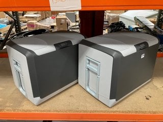 2 X LARGE ELECTRIC IN CAR COOL BOXES IN GREY: LOCATION - BR6