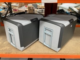 2 X LARGE ELECTRIC IN CAR COOL BOXES IN GREY: LOCATION - BR6