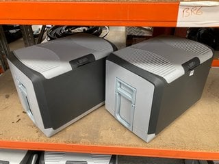 2 X LARGE ELECTRIC IN CAR COOL BOXES IN GREY: LOCATION - BR6