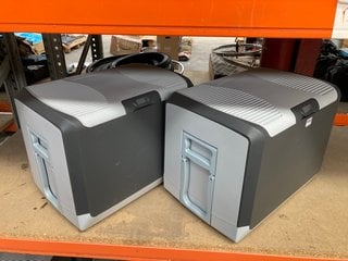 2 X LARGE ELECTRIC IN CAR COOL BOXES IN GREY: LOCATION - BR6