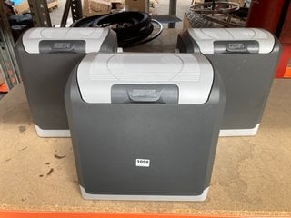 3 X MEDIUM ELECTRIC IN CAR COOL BOXES IN GREY: LOCATION - BR7