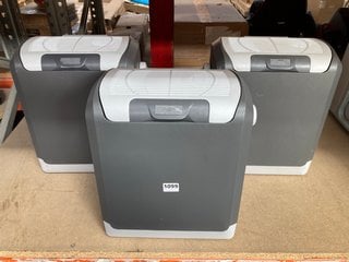 3 X SMALL ELECTRIC IN CAR COOL BOXES IN GREY: LOCATION - BR7