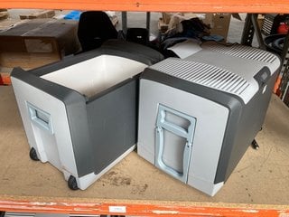 2 X LARGE ELECTRIC IN CAR COOL BOXES IN GREY: LOCATION - BR7