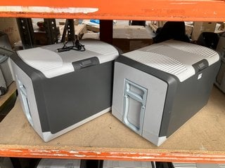 2 X LARGE ELECTRIC IN CAR COOL BOXES IN GREY: LOCATION - BR7