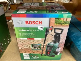 BOSCH UNIVERSAL AQUATAK 125 COMPACT PRESSURE WASHER: LOCATION - CR4