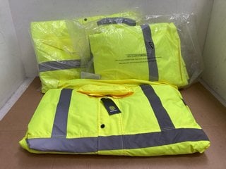 3 X BEESWIFT HI VIS SAFETY JACKETS SIZE XL: LOCATION - BR13