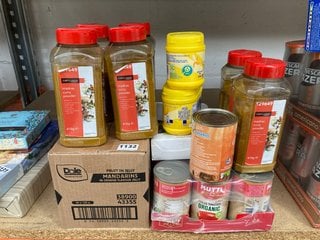 QTY OF ASSORTED FOOD ITEMS TO INCLUDE CHEF'S LARDER MADRAS CURRY POWDER (B.B DATE 09.2024): LOCATION - BR5