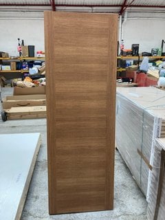 VICAIMA LIMITED FSC FD30 INTERIOR FIRE DOOR IN ALMOND WOOD FINISH : SIZE 1981 X 686 X 44MM - RRP £231: LOCATION - B3