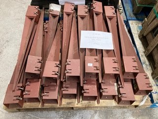 PALLET OF METPOST 4S30 SYSTEM 2 4IN X 30IN TWIN BOLT FENCE POST GROUNDING STAKES IN BROWN: LOCATION - B2 (KERBSIDE PALLET DELIVERY)