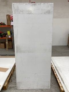 FCS SD WHITE TEXTURED INTERIOR DOOR SIZE 1981 X 838 X 35MM RRP £98: LOCATION - B6