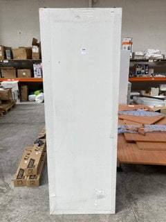 WHITE UNFINISHED INTERIOR DOOR RRP £58: LOCATION - B7