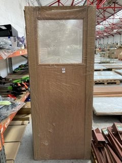 LIGHT WOODEN INTERIOR DOOR WITH CUT OUT GROOVE DETAIL RRP £98: LOCATION - B5