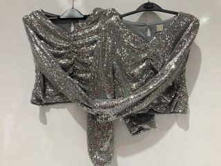 QTY OF ASSORTED CLOTHING TO INCLUDE JOHN LEWIS SEQUIN TOP SILVER AGE 11 YEARS TOTAL RRP £197