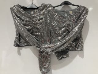 QTY OF ASSORTED CLOTHING TO INCLUDE JOHN LEWIS SEQUIN TOP SILVER AGE 13 YEARS TOTAL RRP £194