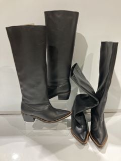 2 X JOHN LEWIS SAINTE BOOT UK SIZE 6 AND UK SIZE 5 TOTAL RRP £107.4