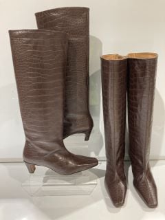 2 X JOHN LEWIS SYNDIE BOOT SIZE 7 TOTAL RRP £110