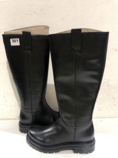 2 X JOHN LEWIS TABIE LONG BOOT BLACK SIZE  UK 41&40 TOTAL  RRP £150