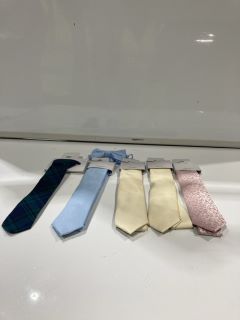 BOX OF ASSORTED ITEMS TO INC JOHN LEWIS LIGHT BLUE TIE SIZE S/M RRP £50