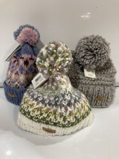 BOX OF ASSORTED ITEMS TO INC BEANIE GREY HAT RRP£50