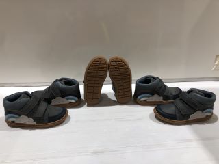 3 X JOHN LEWIS CLARKS FLASH RISE K SIZE 8.5,8 AND 9.5 TOTAL RRP £80