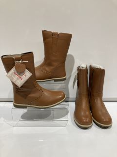 2 X JOHN LEWIS ISOBEL 2 BOOT SIZE 32 TOTAL RRP £90