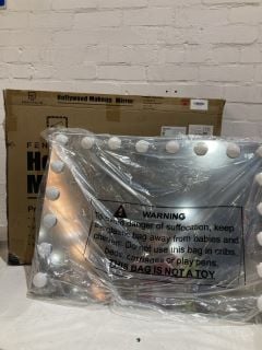 1 X HOLLYWOOD MAKE UP ILLUMINATED MIRROR