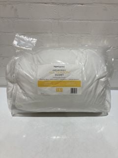 QTY OF ITEMS INCLUDING NIGHT COMFORT ANTI-ALLERGY ALL SEASON DUVET