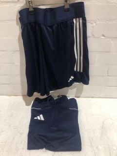 QTY OF ITEMS INCLUDING ADIDAS SHORTS BLUE L