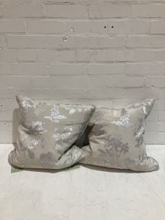 QTY OF ITEMS INCLUDING WYLDER NATURE DECORATIVE PILLOW