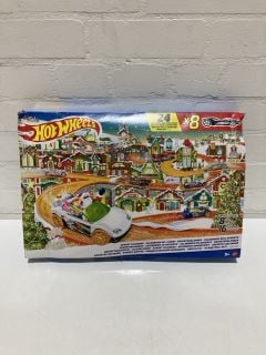 QTY OF ITEMS INCLUDING HOT WHEELS CHRISTMAS PLAY SET