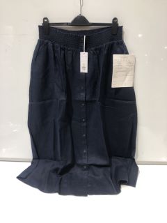 THE WHITE COMPANY LINEN BUTTON THROUGH SKIRT SIZE 18 NAVY COLOUR - RRP £110