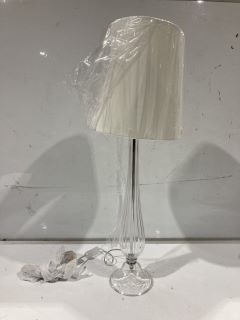 THE WHITE COMPANY FAREHAM TABLE LAMP CLEAR GLASS/LINEN H67XW25XL25CM - CLEAR WHITE COLOUR  - RRP £105