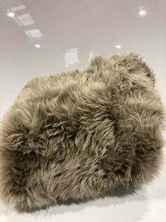 THE WHITE COMPANY LONGWOOL SHEEPSKIN THROW - MINK - TOTAL RRP £450