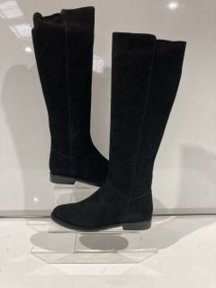 THE WHITE COMPANY SUEDE HIGH LEG BOOTS - 37 - BLACK - TOTAL RRP £179