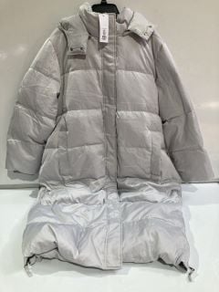 THE WHITE COMPANY DOWN-FILLED LONG PUFFER JACKET SIZE 18 - PALE GERY - TOTAL RRP £299