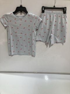 3 X THE WHITE COMPANY CHILDRENS CLOTHING ITEMS TO INCLUDE STRAWBERRY AND FLORAL SET OF 2 7-8 YEARS TOTAL RRP £125