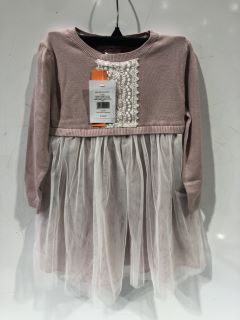 3 X THE WHITE COMPANY CHILDRENS CLOTHING TO INCLUDE PINK REINDEER JUNGLES JUMPER 9-12 MONTHS TOTAL RRP £90