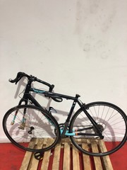 PALLET TO INCLUDE GENESIS BIKE