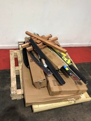 PALLET OF ASSORTED ITEMS TO INCLUDE WOODEN PLANKS, WIND DEFLECTORS, HEAVY DUTY WOVEN WEED CONTROL