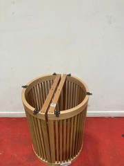 RATTAN TABLE BASE