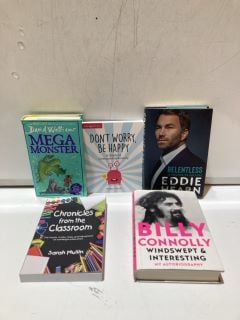 AN ASSORTMENT OF BOOKS TO INCLUDE DAVID WALLIAMS MEGA MONSTER