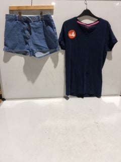 QTY OF WOMEN'S CLOTHING TO INCLUDE DAZY LIGHT BLUE JEAN SHORTS