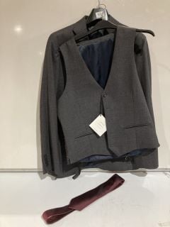 JOHN LEWIS S100 BRDSYE REG SB2N GYCH SIZE 38R & JOHN LEWIS S100 REG WC GYCH SIZE 40R & SELECTED HOMME SHLNEW PLAIN TIE 7CM NOOS B COLOUR RUM RAISIN SIZE ONE SIZE TOTAL RRP £ 270