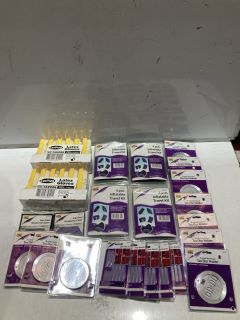 BOX OF ASSORTED ITEMS TO INCLUDE UNIVERSAL AUTOMATIC BRAKE AND CLUTCH BLEEDING TUBE & AUTOCARE 4PC INFLATABLE TRAVEL KIT