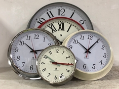 4 X ASSORTED CLOCKS TO INCLUDE FAVERSHAM CLOCK IN SILVER